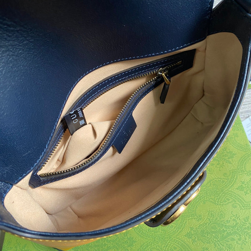 Close-up detail of classic premium women's handbag – women's premium purse