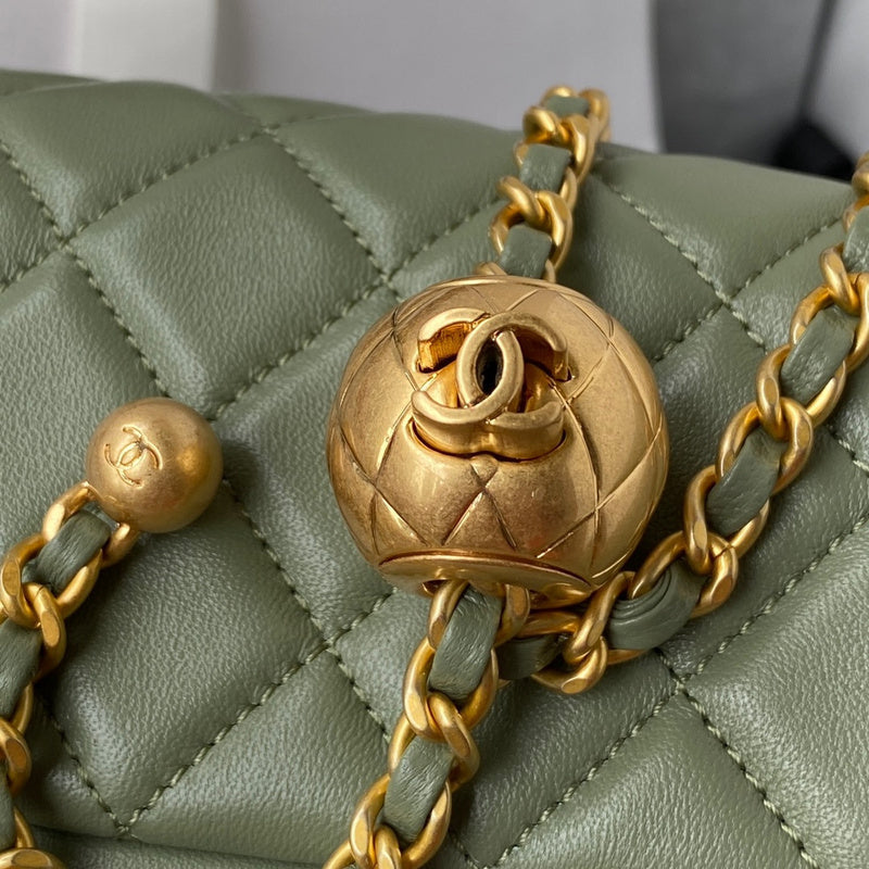  women's handbag, compact design, view 3