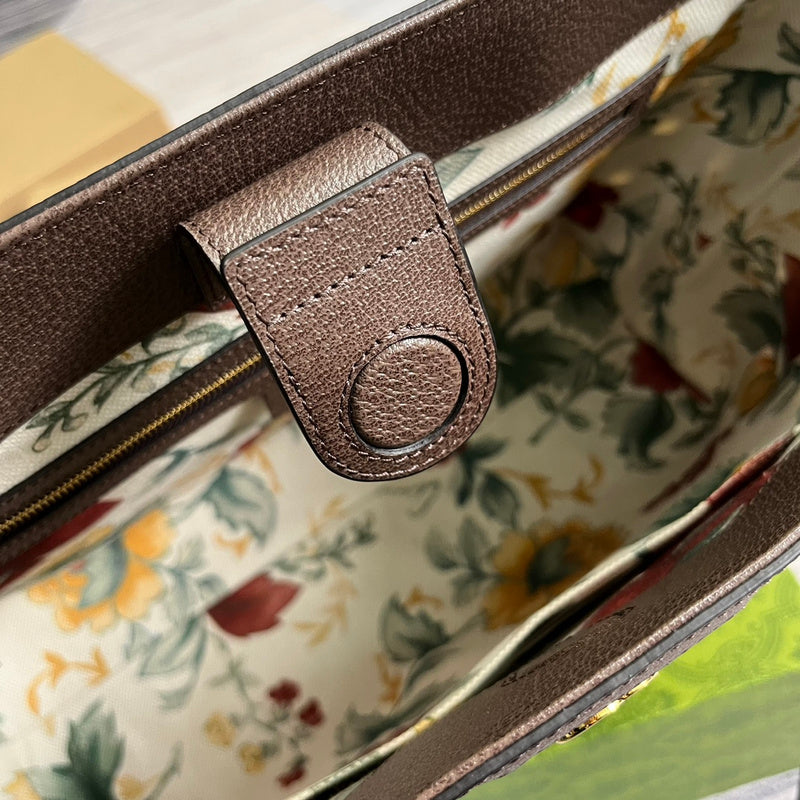 Close-up detail of statement premium women's handbag – women's everyday handbag