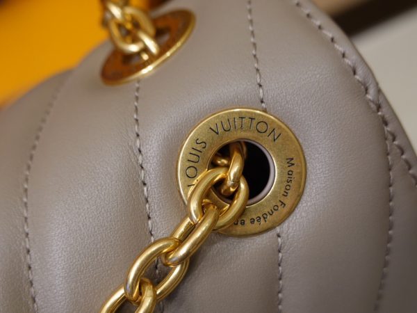 Styled lifestyle shot of chic sleek women's handbag – women's everyday handbag