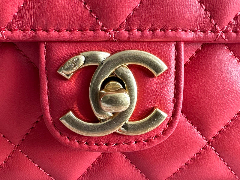 Zivas Charm Refined Everyday Style Designer Handbag (Premium Everyday Carry) – Lifestyle Shot