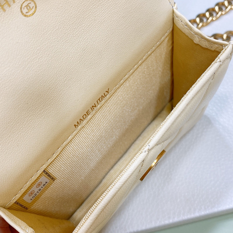  women's handbag, versatile design, view 3