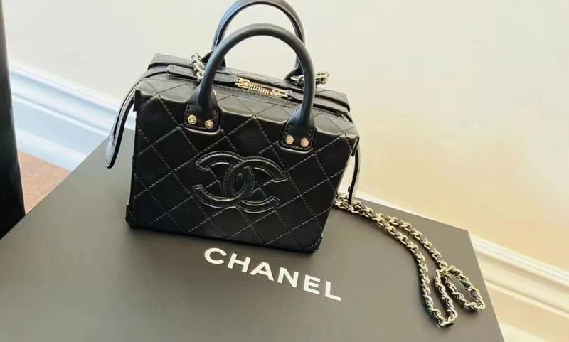  handbag, versatile everyday style, image 2