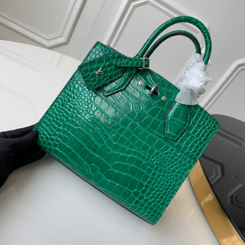 Side profile of everyday-luxe classic women's handbag – women's luxury handbag
