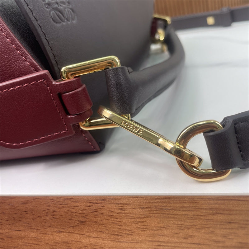 Ziva's Charm handbag – product shot (24cm*16cm*10cm)