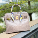 Interior view of structured premium bag