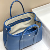 Versatile handbag styled for everyday wear