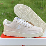 Nike Men's & Women's Designer Low-Top Shoes — Style 029 detail view