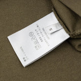 Side profile of Polo cotton polo shirt with logo-detail design