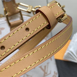  Chic top-handle bag front view 19