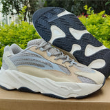 Nike Men's & Women's Designer Street Sneakers — Style 050 interior view
