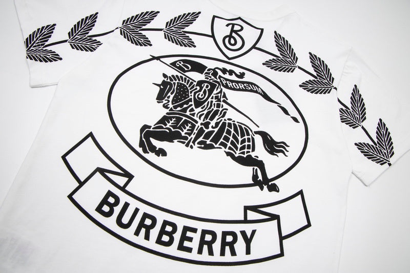 Full silhouette view of Burberry luxury piece style No.315