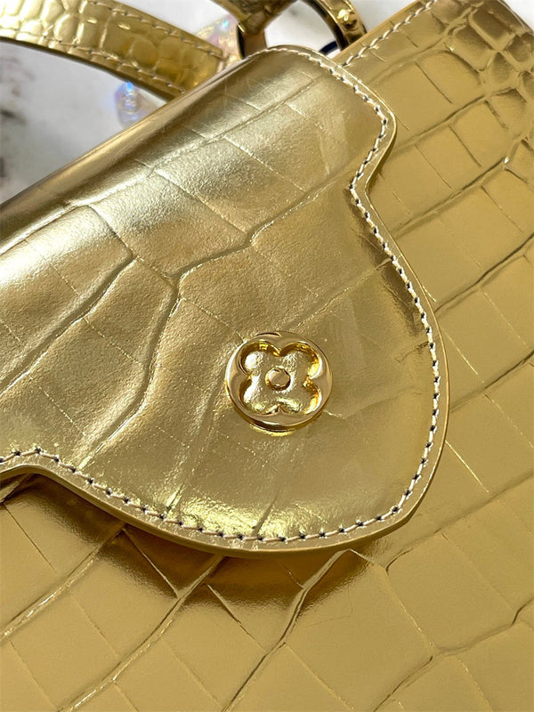  satchel interior and compartment view 9