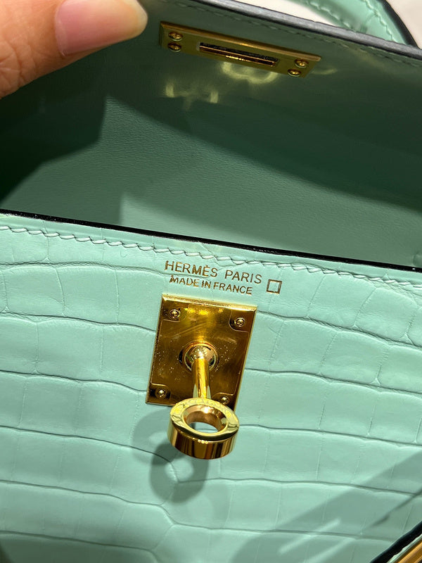  Timeless everyday bag carried on shoulder