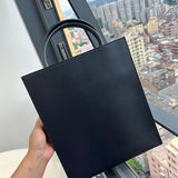 Ziva's Charm handbag – interior view (36cm*28cm*7.5cm)