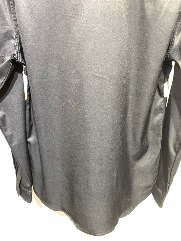 Back view of Louis Vuitton cotton t-shirt with signature branding