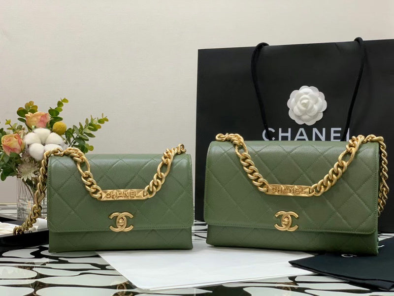  versatile purse view 1