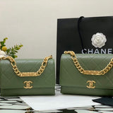  versatile purse view 1