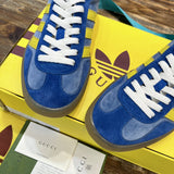 Gucci classic monochrome luxury sneakers view 5 retro runner design