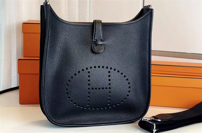  top-handle bag interior and compartment view 15