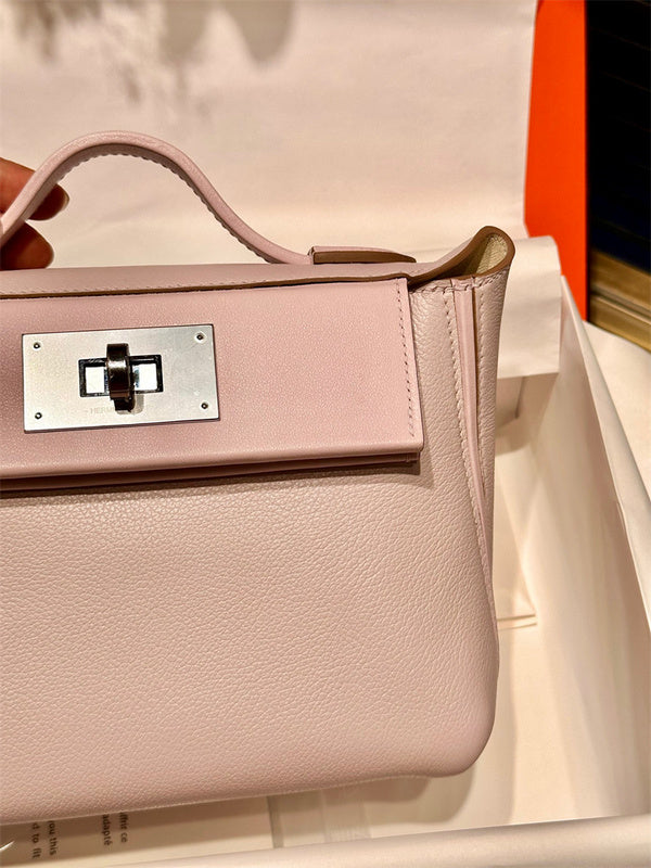  everyday everyday bag styled with outfit 12