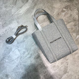 Refined Premium PU Leather Handbag - Premium Craftsmanship Detailing | Women's Luxury Handbag #916 - front view (image 1) of designer-inspired handbag
