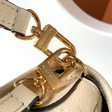  crossbody bag interior and compartment view 15