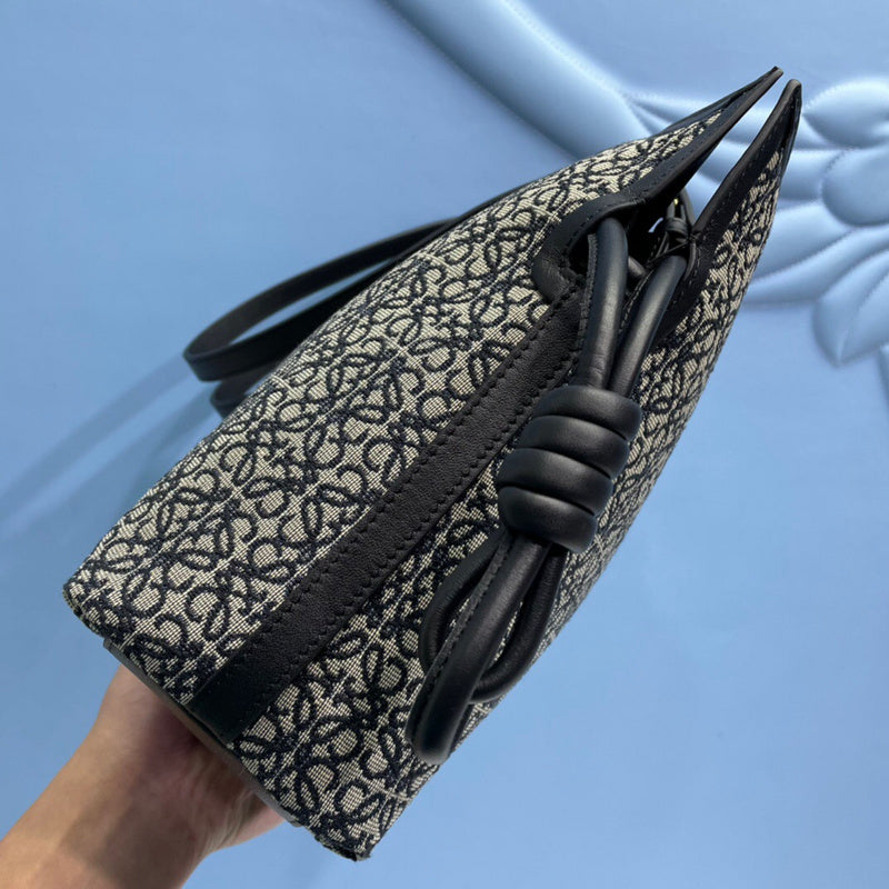 Ziva's Charm handbag – lifestyle view (Standard Size)