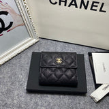  handbag, compact everyday style, image 4