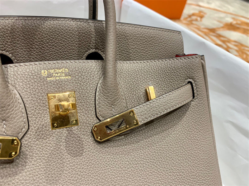 Versatile bag shown from front angle