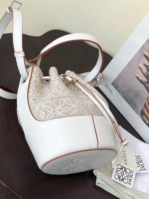 Ziva's Charm handbag – styled view (18cm*25cm*13.5cm)