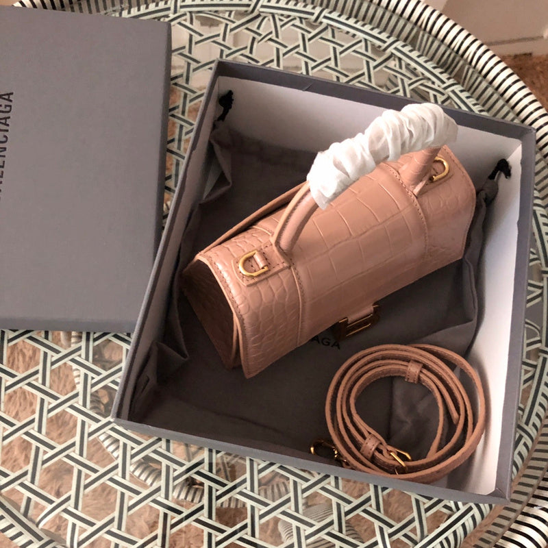 Interior view of polished elevated women's handbag – women's luxury accessory