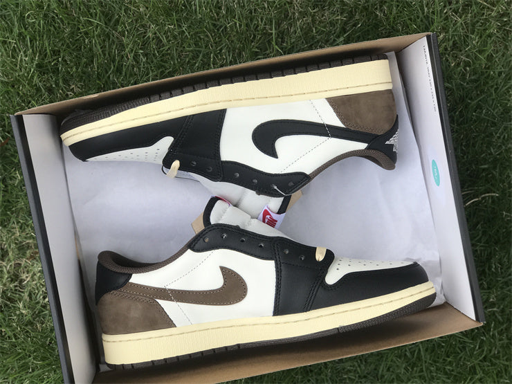 Nike neutral cream luxury sneakers view 10 minimalist modern build