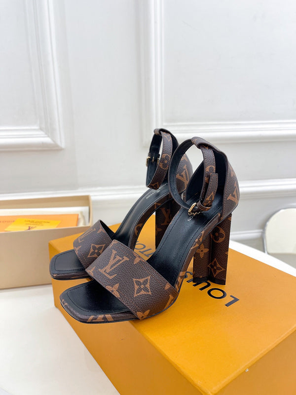 Louis Vuitton shoes Style 386 - sole and craftsmanship detail