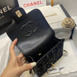Zivas Charm Effortless Sophistication Designer Handbag (Statement-Ready Design) – Lifestyle Shot
