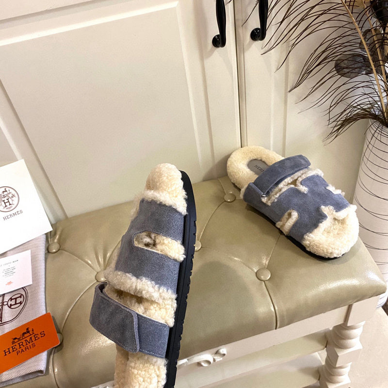 Hermes sandals Style 225 - top view showing design