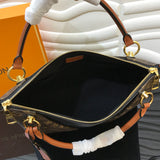 Handle and strap detail of everyday-luxe signature women's handbag – women's premium purse