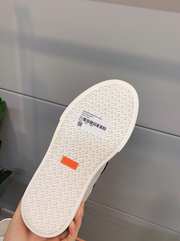 Hermes shoes Style 318 - top view showing design