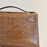  elegant tote bag detail view showing craftsmanship 8