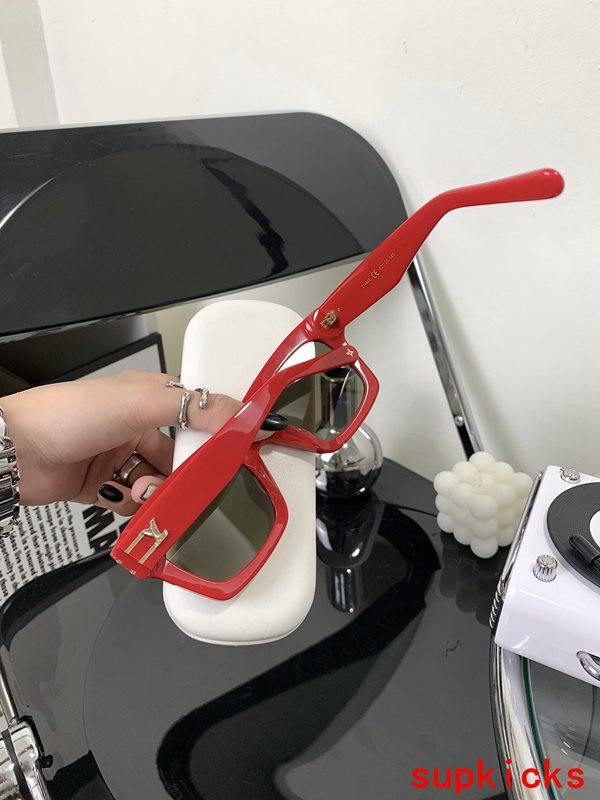 Full view of Louis Vuitton unisex sunglasses