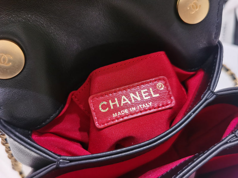  women's handbag, compact design, view 9