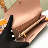  tailored everyday bag detail view showing craftsmanship 20