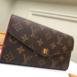  tailored everyday bag detail view showing craftsmanship 14