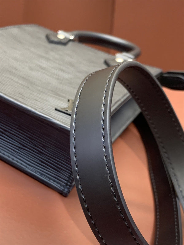  timeless satchel styled with outfit 18