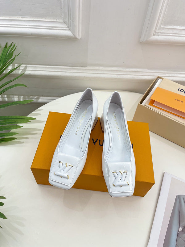 Louis Vuitton shoes Style 302 - interior and comfort detail