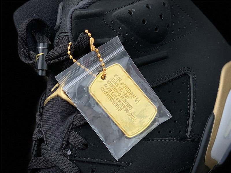 Nike Men's & Women's Premium Designer Sneakers — Style 010 detail view
