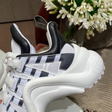 Louis Vuitton shoes Style 290 - top view showing design