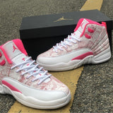 Nike Men's & Women's Luxury Lifestyle Trainers — Style 207 angle view