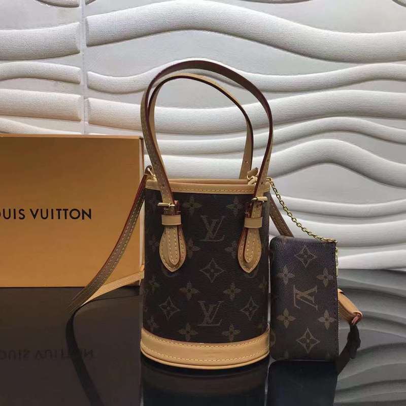Interior view of premium structured women's handbag – women's luxury accessory