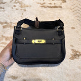  Modern shopper bag front view
